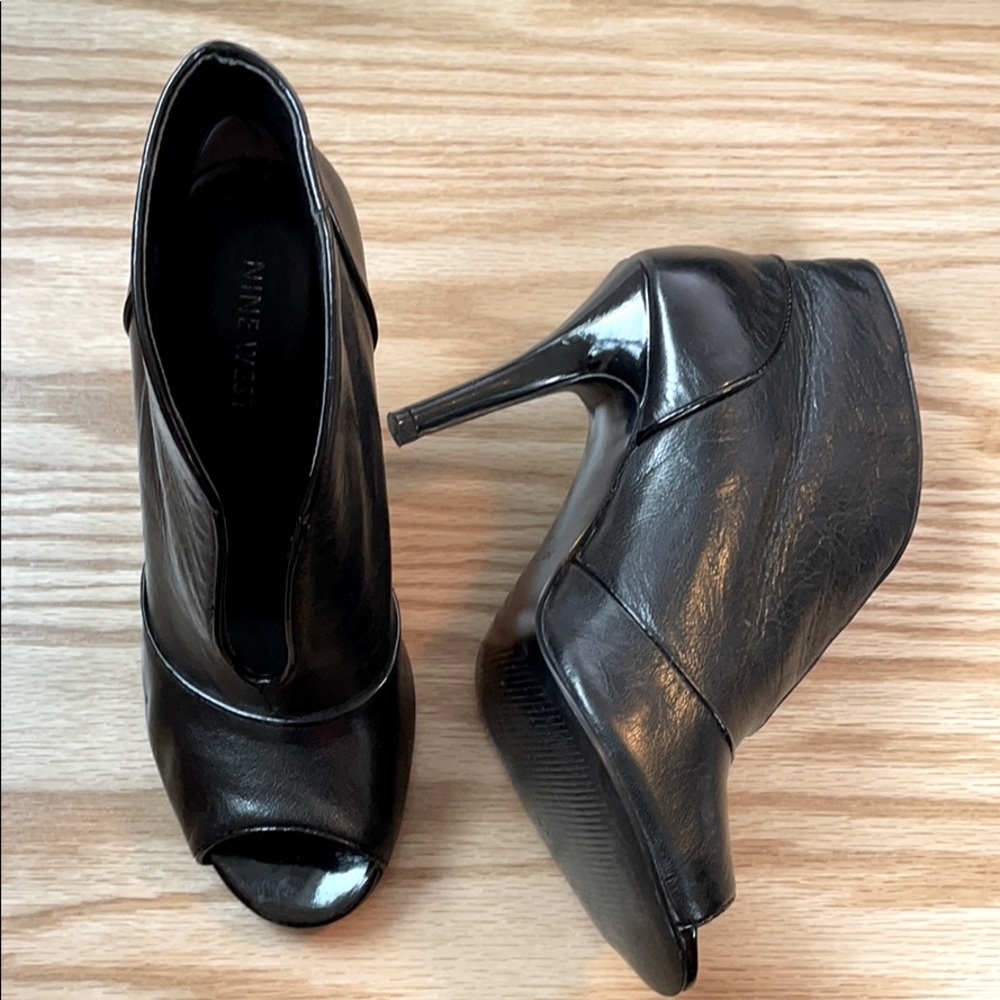 Nine West Peep-toe booties
